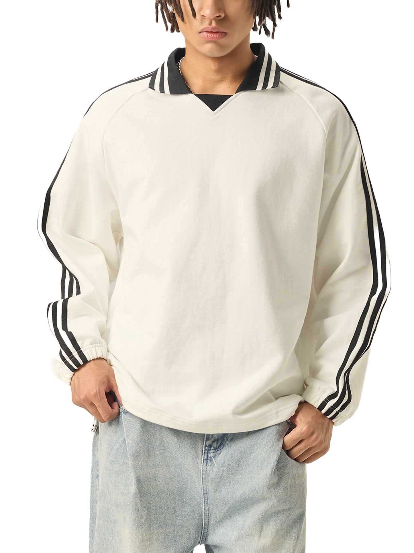 Celeste Noir Collar Sweater